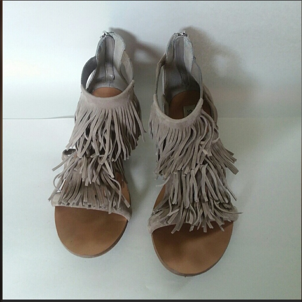 Steve Madden fringe sandals